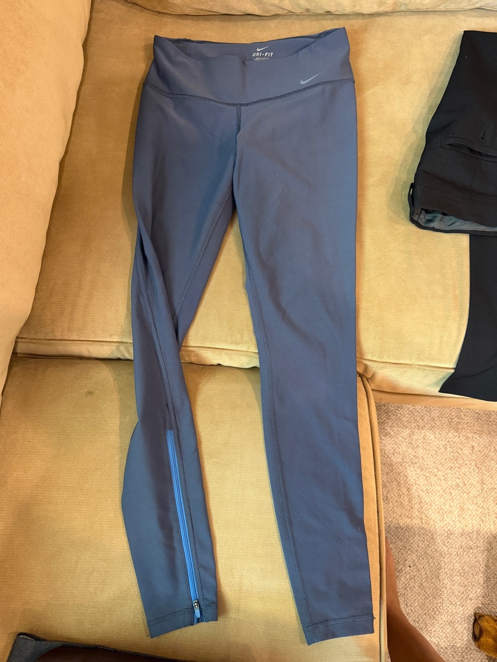 Nike leggings